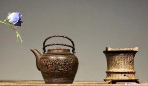 艺术品图片：艺术家罗邵华文玩杂项作品名称《铁制茶壶茶炉》议价