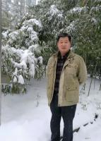 艺术家任清宇生活:拍几张雪景，是不是落上款题上一行字，加几方红印章就变成一幅好【图0】