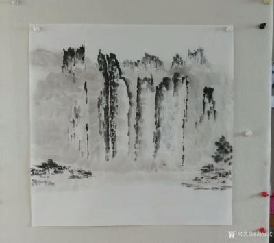 秦发艺日记-做人如山，挺胸站立，静观万物。
【老琴表意画】
一幅画，经过四个步骤：
一【图2】