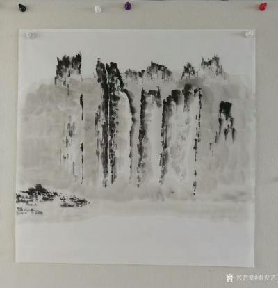 秦发艺日记-做人如山，挺胸站立，静观万物。
【老琴表意画】
一幅画，经过四个步骤：
一【图3】