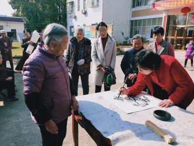 马培童生活-3月14日下午由香港美术家协会主席马培童和美协理事刘建银在安徽安庆市、 望江县寿【图3】