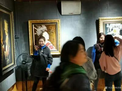 杨洪顺日记-“绣裹银装”杨洪顺苗女油画展在西江苗族博物馆展出，主办单位：雷山县西江苗族博物馆【图4】