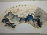 艺术家杨增超日记:国画山水画重彩扇面作品《黄色云烟》《南山庭院》《旭日东升》，【图4】